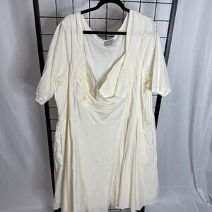 Eshakti 5X/32W Cream Fit and Flare Dress